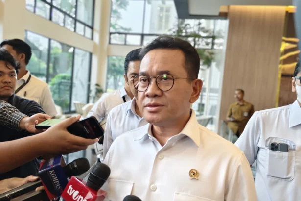 Menteri Perdagangan Budi Santoso di kantor Kementerian Koordinator Perekonomian. (sumber: Owrite/Anisa Aulia)