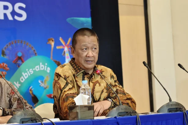 Komisaris Utama dan Komisaris Independen Ancol Pembangunan Jaya Ancol, Irfan Setiaputra. (Sumber: Owrite/Anisa Aulia)