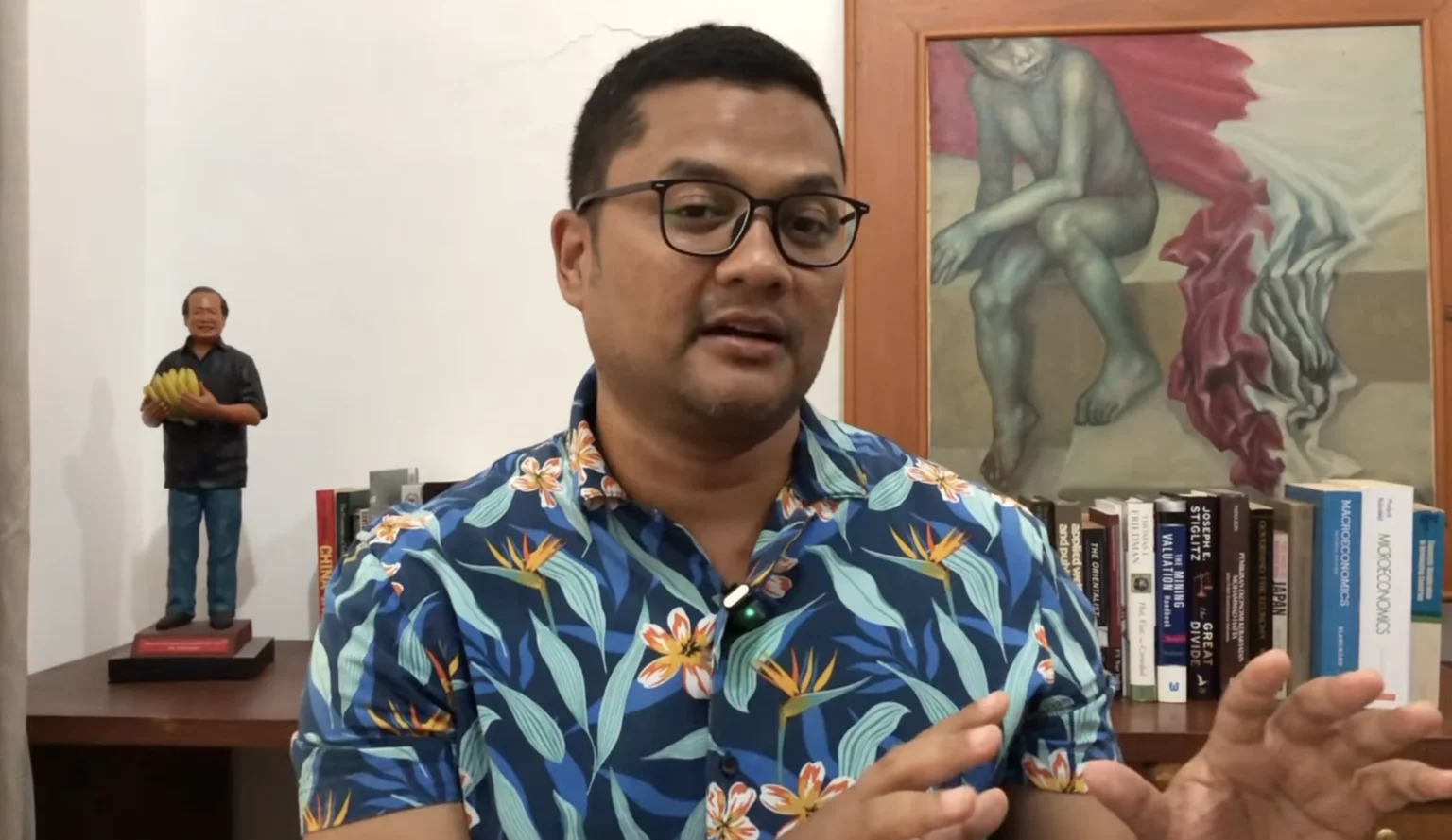 Ekonom Core Indonesia, Dipo Satria Ramli. (Sumber: Yotube/Dipo Satria Ramli)