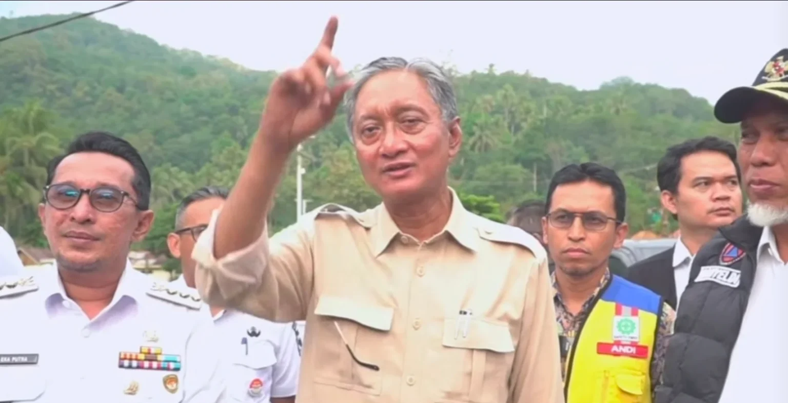 Menteri Pekerjaan Umum Dody Hanggodo