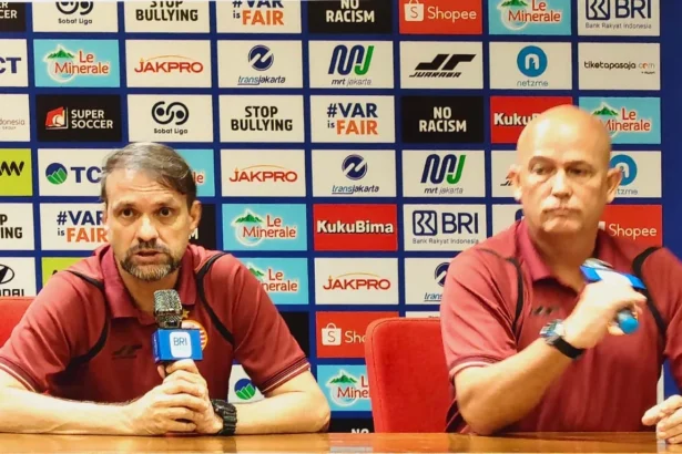 Pelatih Persija, Mauricio Souza