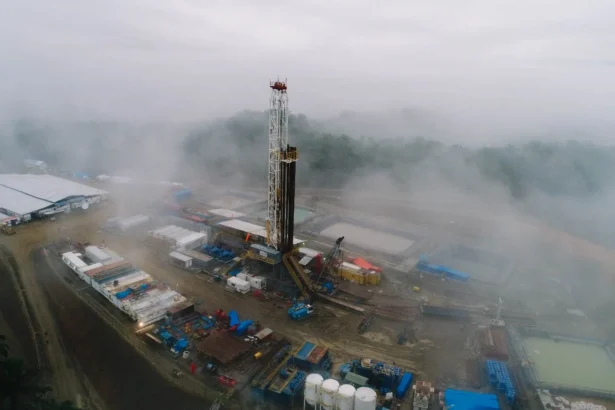 Pengeboran sumur BNG-079 di Struktur Benuang, Lapangan Adera, Sumatera Selatan. (Sumber: Dok. Pertamina Drilling)