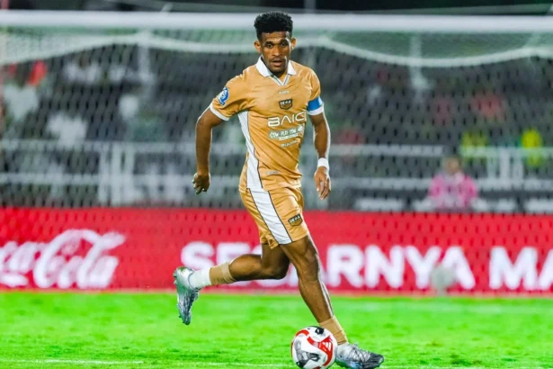 Pemain Timnas Indonesia dan Dewa United, Ricky Kambuaya