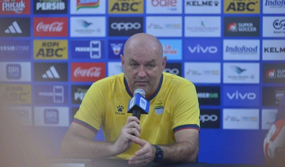 Pelatih Persib Bandung, Bojan Hodak jelang laga melawan Arema FC