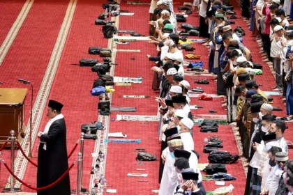 Pelaksanaan salat Idul Adha