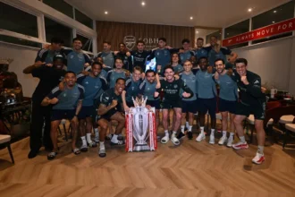 Skuad Arsenal merayakan gelar juara Liga Inggris 2025/2026