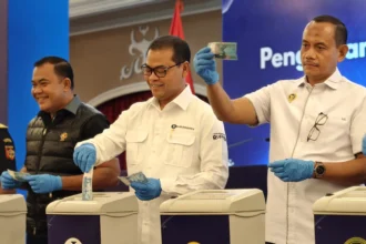 Konferensi Pers Pemusnahan Rupiah Palsu Hasil Klarifikasi Bank Indonesia.