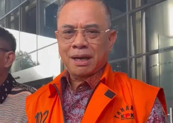 Bupati Pati non-aktif Sudewo selesai diperiksa penyidik KPK terkait kasus jual-beli jabatan perangkat desa.