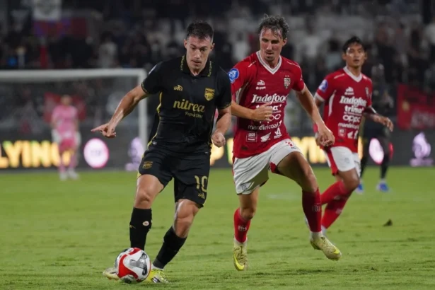 Penyerang Borneo FC, Mariano Peralta