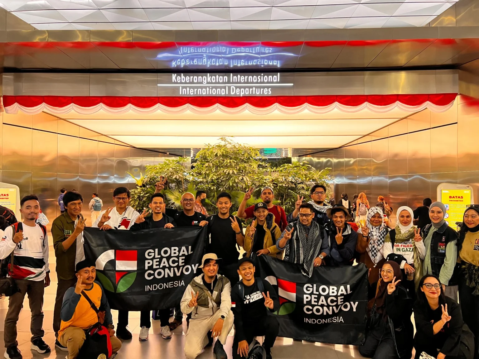 Relawan Nusantara resmi memberangkatkan delegasinya untuk bergabung dalam misi kemanusiaan Global Sumud Flotilla 2025.