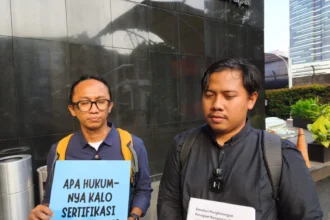 ICW melaporkan Kepala BGN kepada KPK dugaan korupsi sertifikasi halal Rp49,5 miliar.