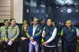 Bareskrim Mabes Polri membongkar 321 WNA pelaku judol di gedung kawasan Hayam Wuruk. (Sumber: Istimewa)