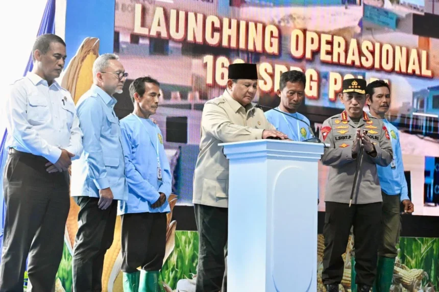 Kunjungan Presiden Prabowo di Kabupaten Tuban, Jawa Timur, Polri mendukung agenda peresmian operasional 166 SPPG di 24 Polda jajaran yang dilaksanakan secara serentak dan terhubung secara daring dari masing-masing wilayah.