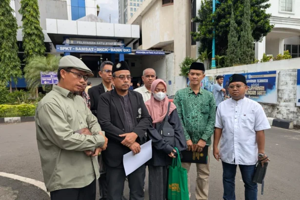 Kuasa hukum Ilma sekaligus Koalisi Ormas Islam untuk Perlindungan Perempuan melaporkan Ketua GRIB Jaya Hercules dan anak buahnya