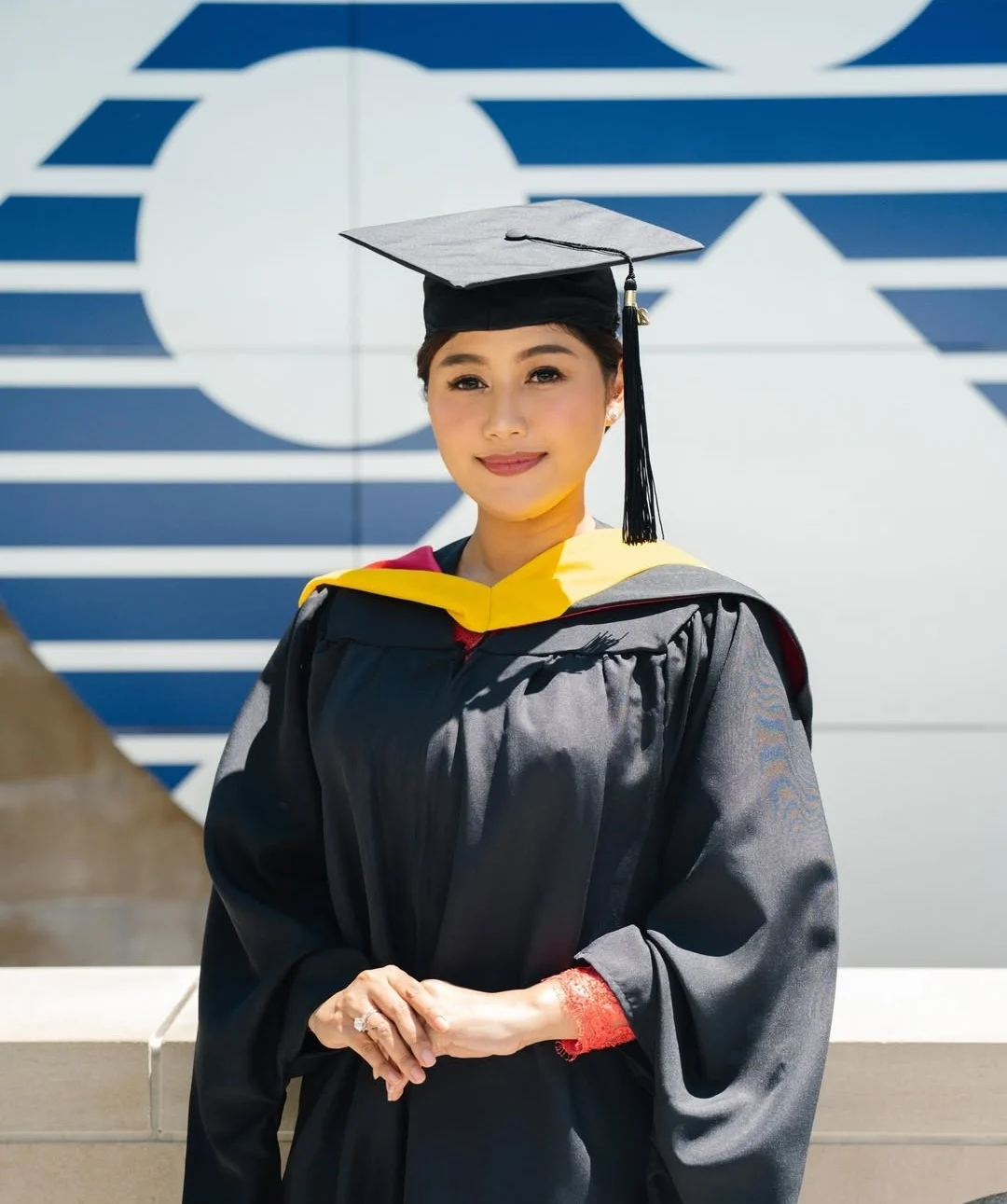 Wisuda Erina Gudono