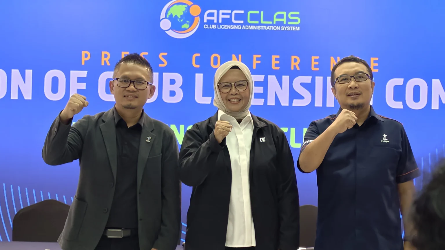 Sesi konferensi pers club licensing 2026/2027.