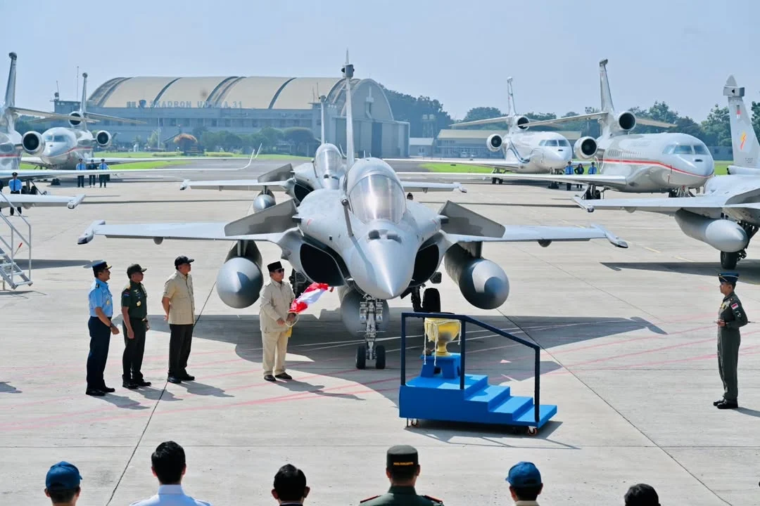 Presiden Prabowo Subianto serahkan Jet Tempur Rafael ke TNI. (Sumber: IG Sekretariat Kabinet)