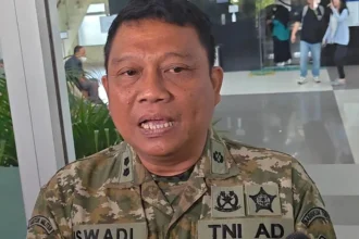 Oditur Militer II-07 Letkol CHK Mohammad Iswadi menjelaskan tidak bisa melihat langsung kondisi Wakil Koordinator Kontras Andrie Yunus di RSCM.