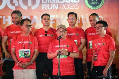 Gubernur DKI Jakarta Pramono Anung memberikan sambutan sebelum flag off.