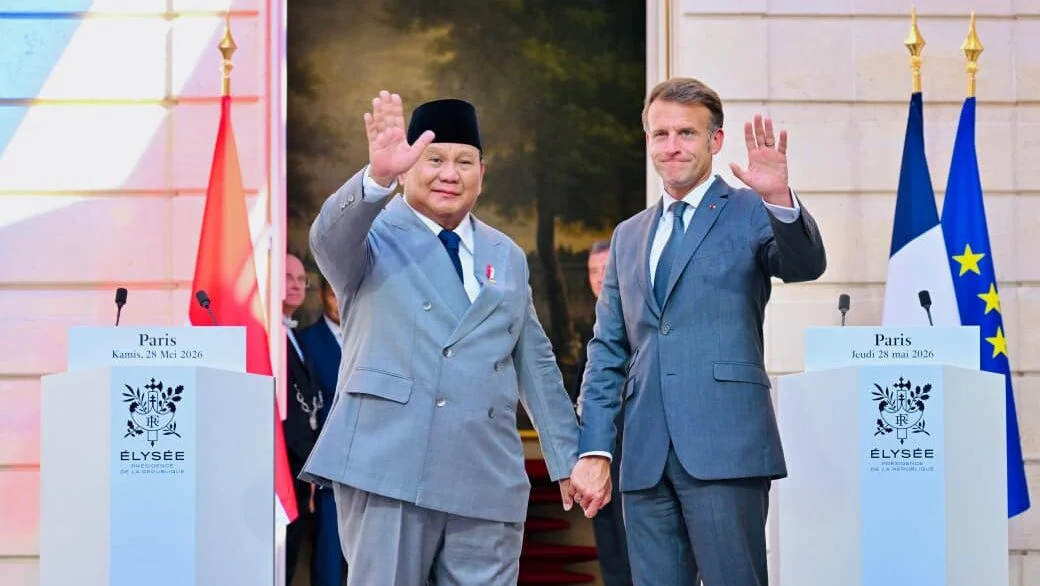 Presiden Republik Indonesia Prabowo Subianto melaksanakan pernyataan pers bersama Presiden Republik Prancis Emmanuel Macron dalam rangkaian kunjungan kenegaraan di Istana Élysée, pada Kamis, 28 Mei 2026.