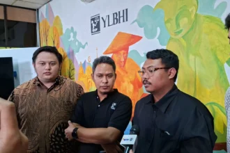 TAUD mengatakan kasus penyiraman air keras Andrie Yunus yang dilaporkan ke Bareskrim Mabes Polri kini ditangani oleh Polda Metro Jaya.