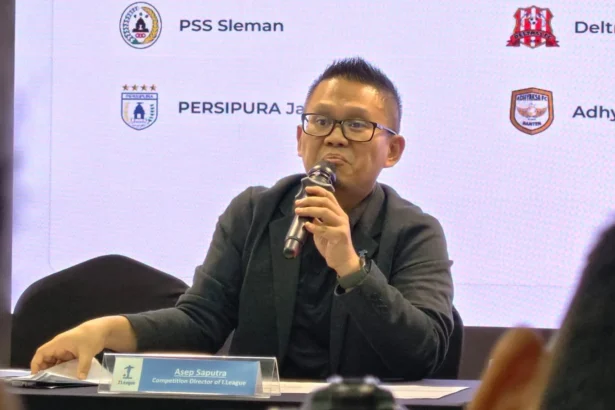 Direktur Kompetisi I.League, Asep Saputra, mengungkapkan pihak operator kompetisi menyiapkan dua trofi juara di lokasi berbeda