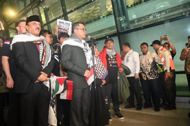Menteri Luar Negeri Indonesia, Sugiono