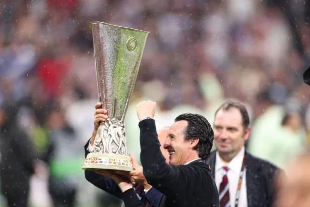 Unai Emery kembali menunjukkan kapasitasnya sebagai pelatih paling sukses dalam sejarah Liga Europa usai membawa Aston Villa Juara