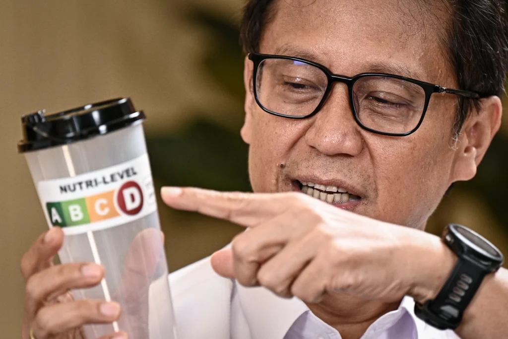 Menteri Kesehatan Budi Gunadi Sadikin menjelaskan tentang label takaran gula, garam, lemak dalam program siniar ANTARA di Kantor Kementerian Kesehatan, Jakarta, Rabu (22/4/2026). Siniar tersebut membahas beberapa isu dan kebijakan Kementerian Kesehatan diantaranya rencana pencantuman label takaran gula, garam, lemak (GGL) pada olahan siap saji atau Nutri-Level serta edukasi tentang isu kesehatan mental.