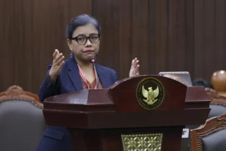 Pengajar Sekolah Tinggi Hukum Jentera, Bivitri Susanti