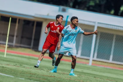 Timnas Indonesia saat menjalani latihan di Stadion Madya