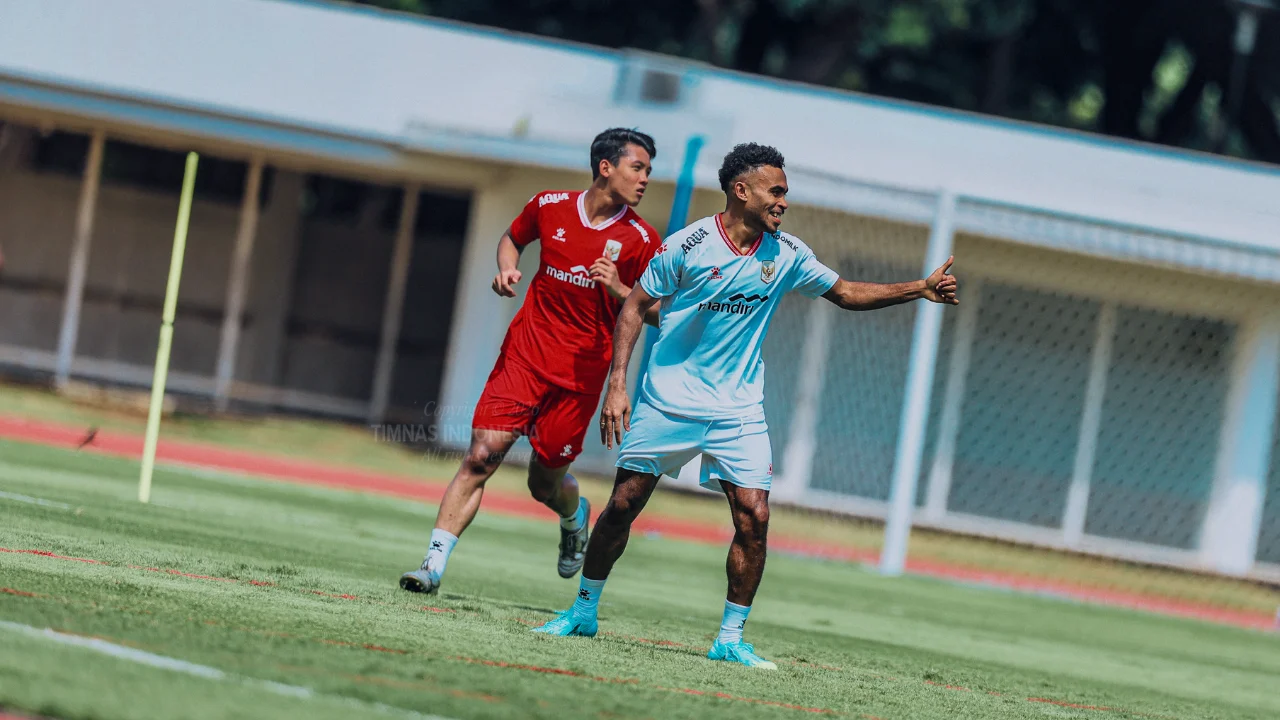 Timnas Indonesia saat menjalani latihan di Stadion Madya