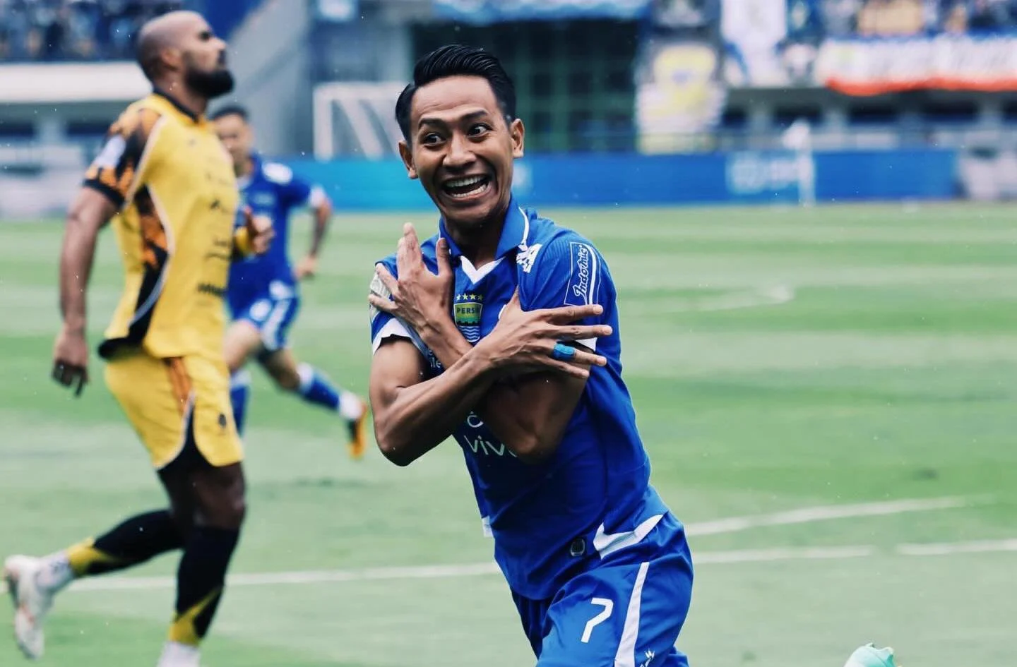 Selebrasi Beckam Putra saat menjebol gawang Persija Jakarta
