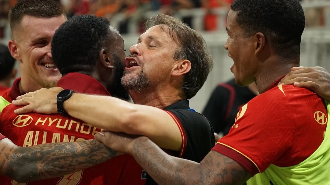 Mauricio Souza saat masih melatih Persija Jakarta