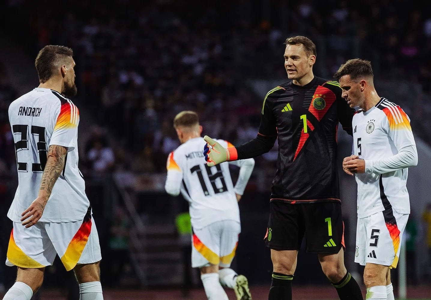 Manuel Neuer kembali perkuat Timnas Jerman di Piala Dunia 2026