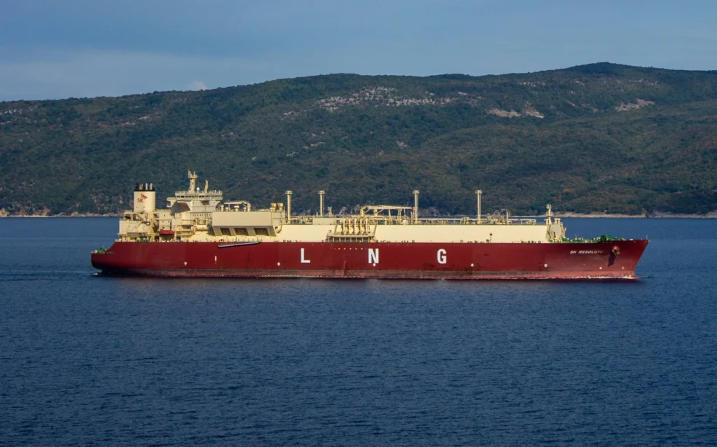 Kapal LNG. (Sumber: Unsplash/Karel Mistrík)