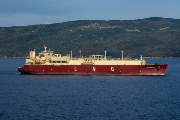 Kapal LNG. (Sumber: Unsplash/Karel Mistrík)