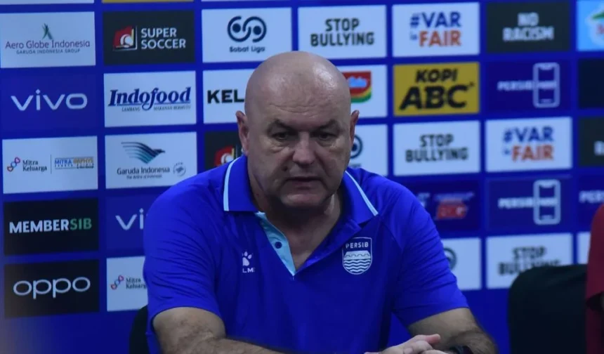 Pelatih Persib Bandung, Bojan Hodak berhadap lawan Persija Jakarta main di SUGBK