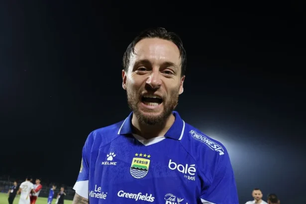 Kapten Persib Bandung, Marc Klok jalani latihan bersama Persib Bandung