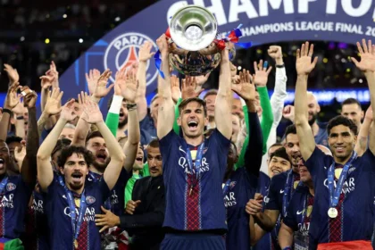 Paris Saint-Germain sukses mempertahankan gelar Liga Champions Eropa 2025/2026 setelah mengalahkan Arsenal.