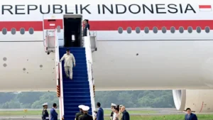 Presiden Prabowo tiba di Indonesia usai kunjungan dari Prancis (Foto: Presidenri.go.id)