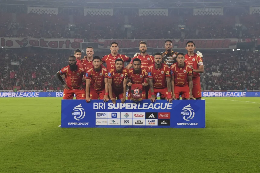 Skuad Persija Jakarta saat bermain di Stadion Utama Gelora Bung Karno