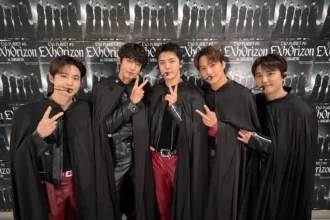 Boy Group EXO saat tampil di Jakarta