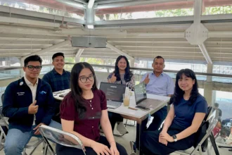 Rapat pelaksanaan Owrite Goes To Campus: Indonesia Bersuara