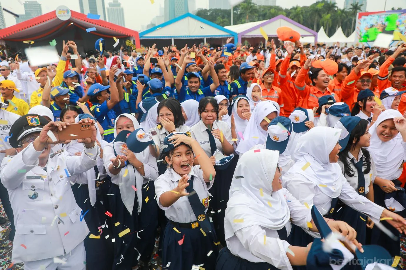 Pramono Anung saat upacara peringatan HUT ke-499 Jakarta di Monas