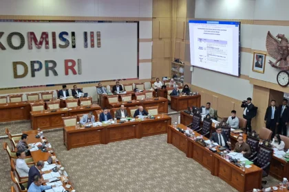 Situasi rapat panja RUU Polri antara Komisi III DPR RI dengan Pemerintah