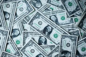 Ilustrasi uang dolar