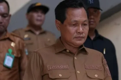 Bupati Muara Enim Edison.