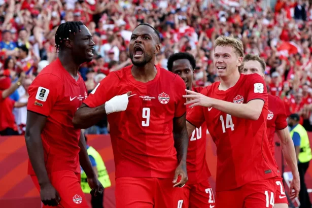 Timnas Kanada berhadapan dengan Timnas Bosnia pada pertandingan pertama Grup B Piala Dunia 2026