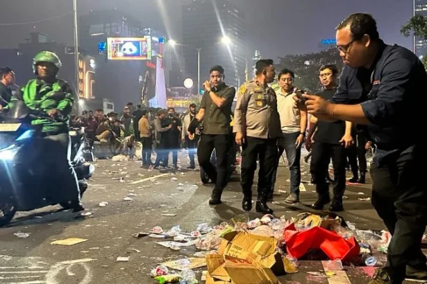 Massa mahasiswa sudah bubar usai demo Menuju Indonesia Bangkrut'.